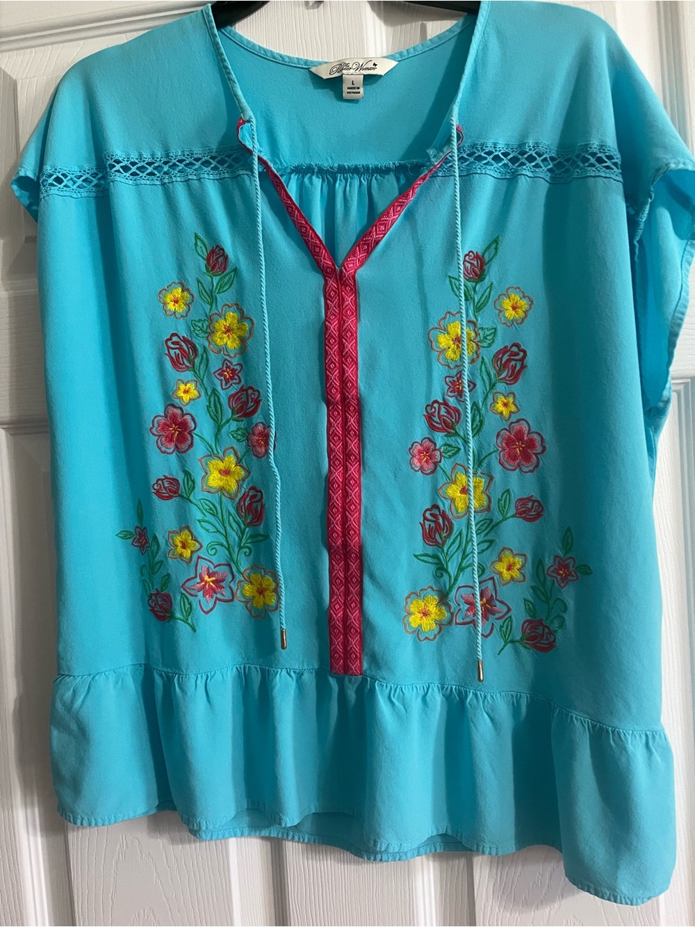 The Pioneer Woman Turquoise Blouse with Pink Trim and Floral Embroidery